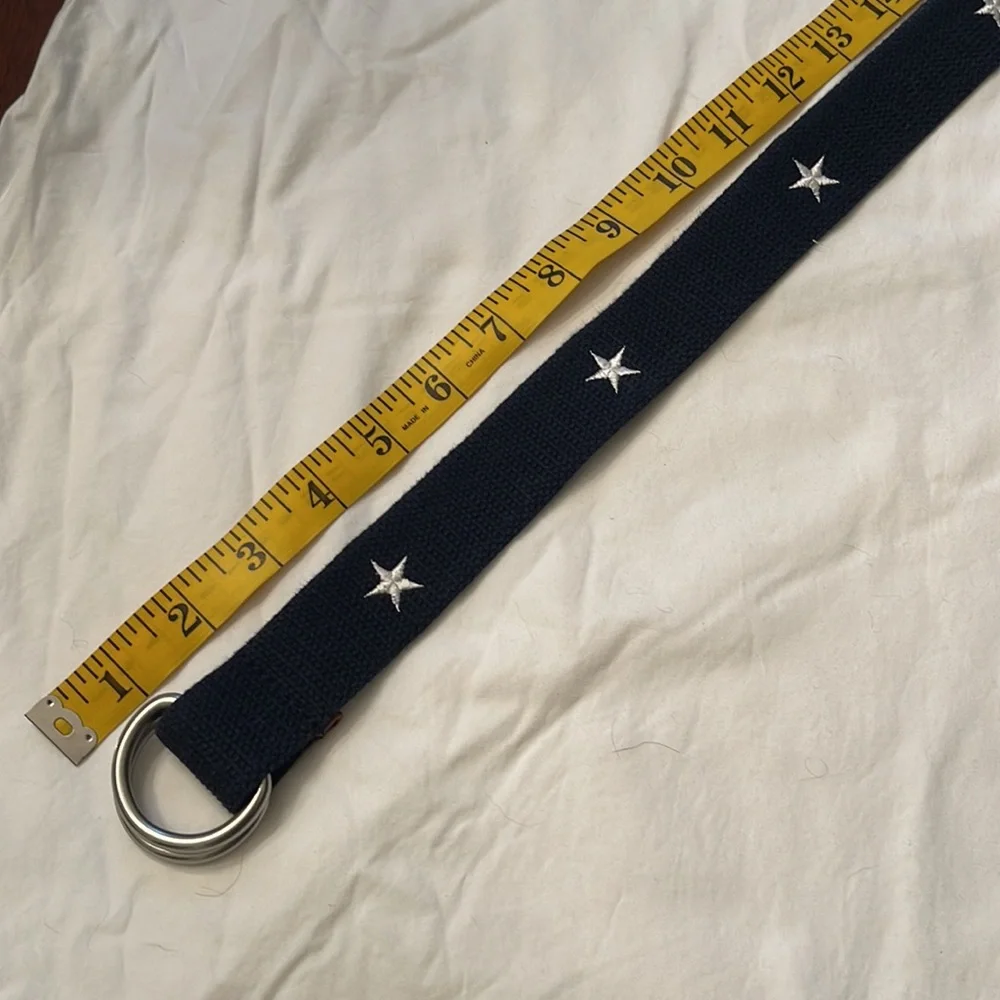 Vineyard Vines woven belt with D ring buckle